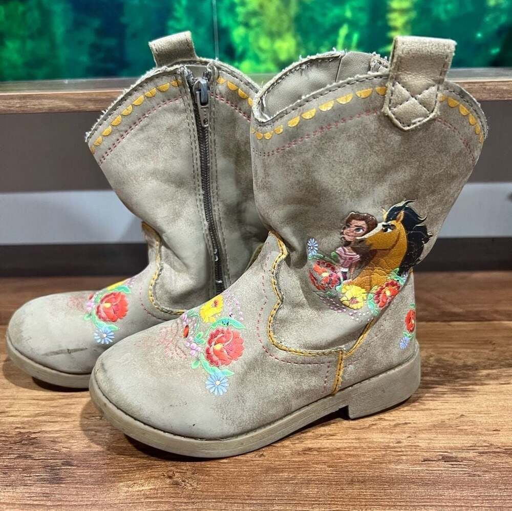DreamWorks Spirit Untamed Toddler Girl Western Cowboy Boots Size 8